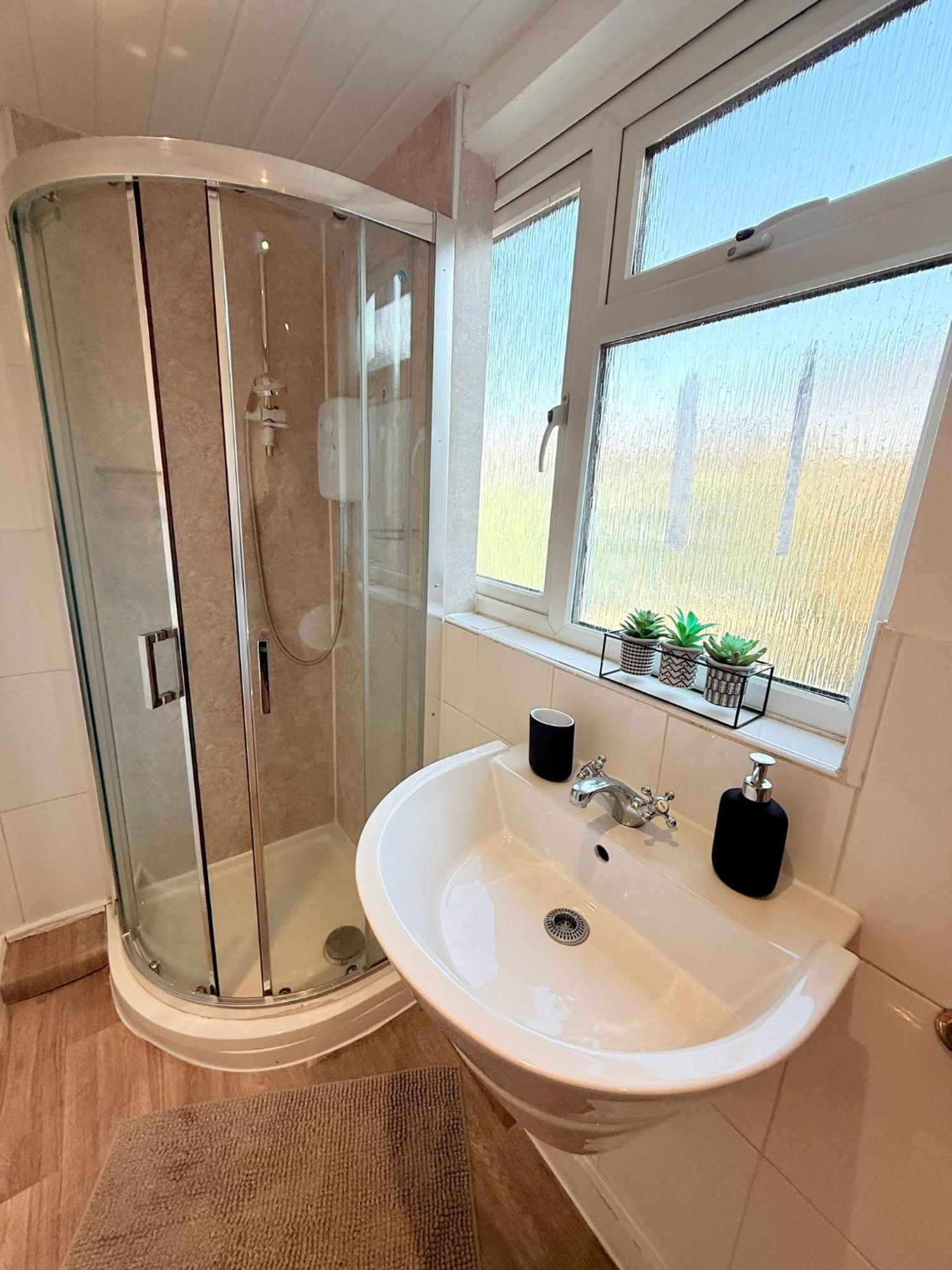 Wembley Rooms Londra Dış mekan fotoğraf